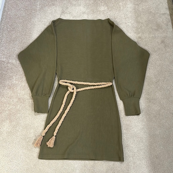 Off shoulder rope sweater dress - Picture 2 of 3